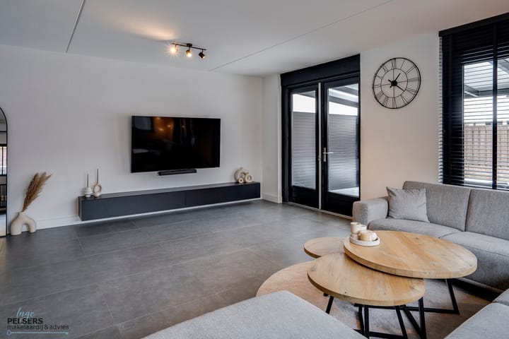 Foto 8 van Snavelbies 23