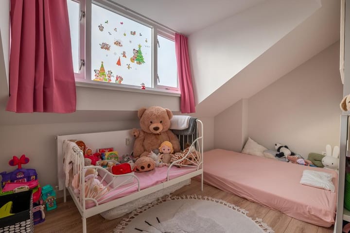 Photo 18 of Paulinastraat 88