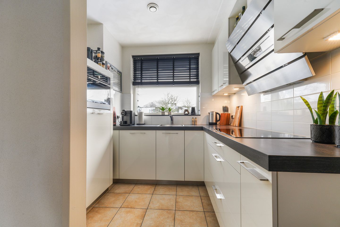 Foto 5 van van Herlaerstraat 43