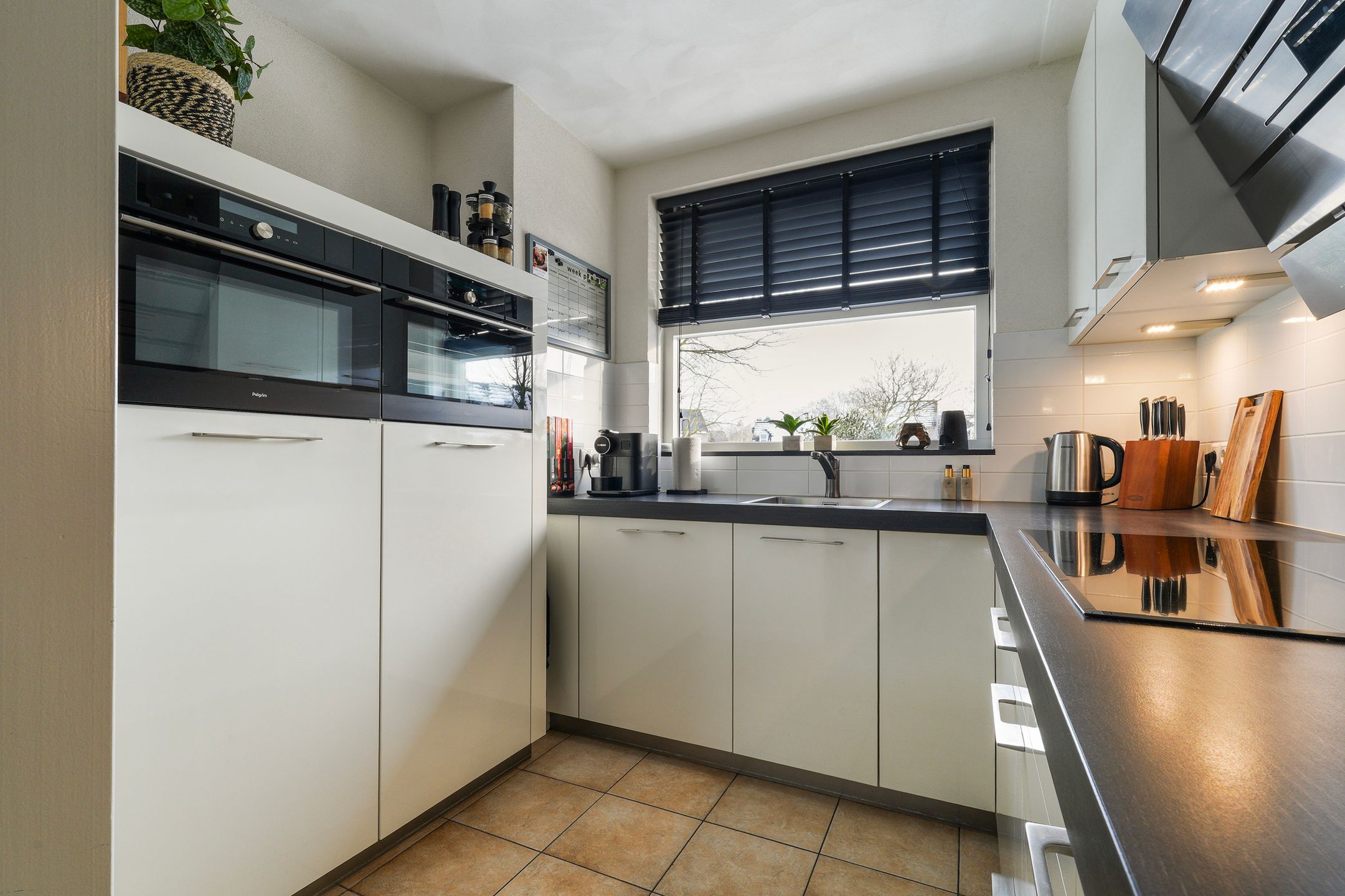 Foto 15 van van Herlaerstraat 43