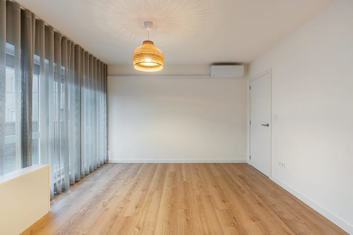 Foto 4 van Roospad 1/001