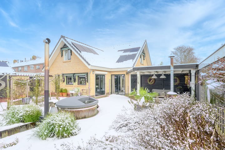 Foto 38 van Dr. Harm Smeengestraat 38