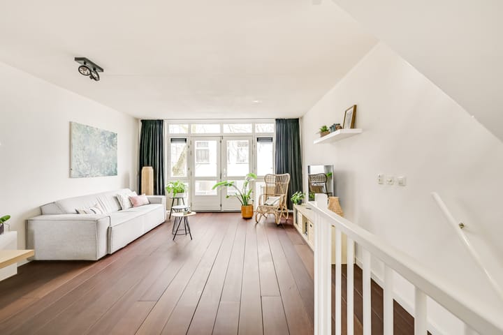 Foto 7 van Johannes Uitenbogaertstraat 32