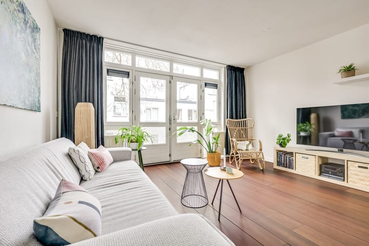 Foto 9 van Johannes Uitenbogaertstraat 32