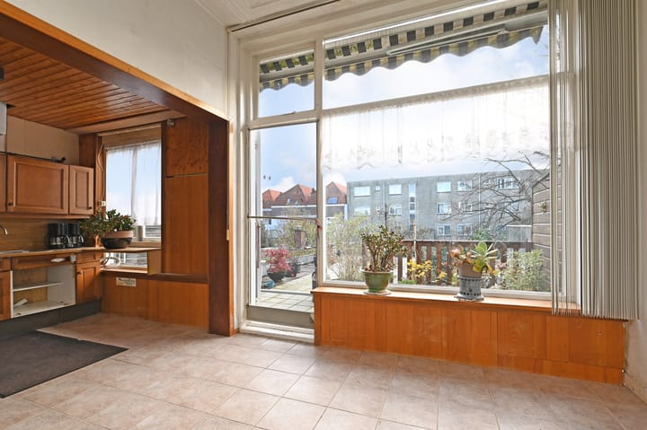 Foto 10 van Weimarstraat 64