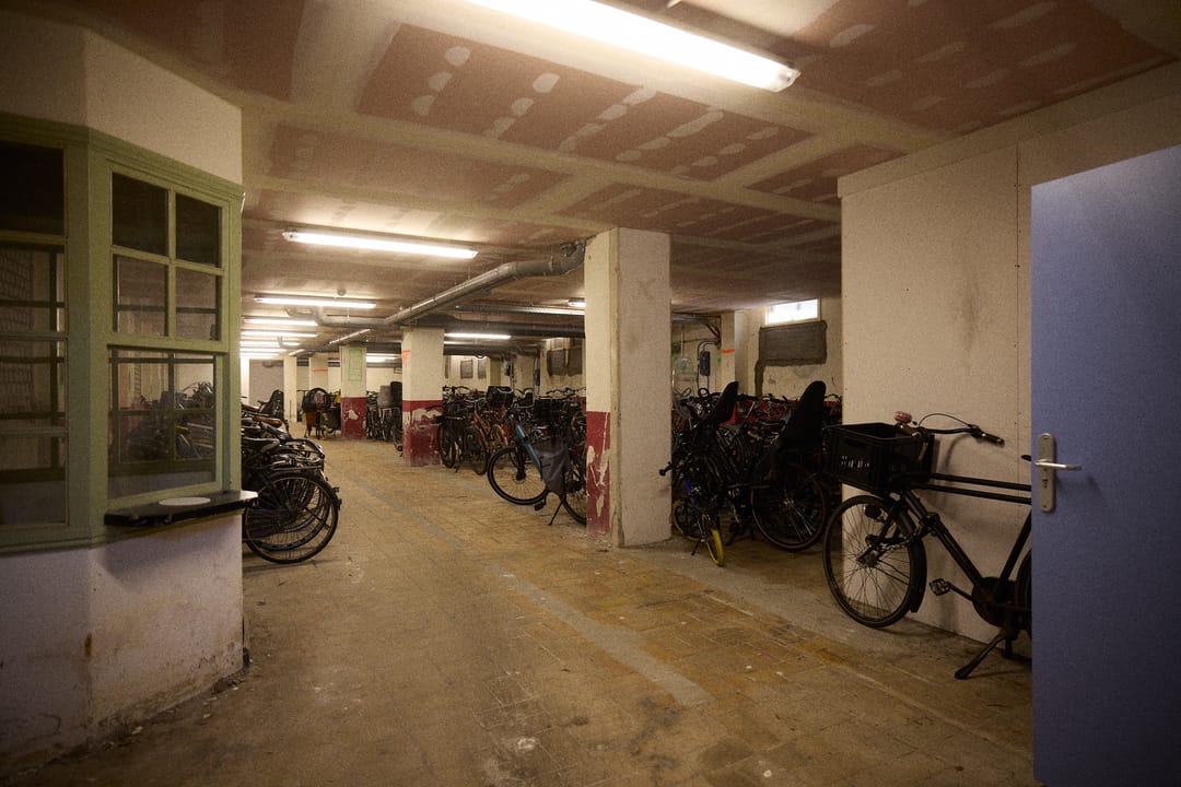 Photo 37 of Jan den Haenstraat 40-D