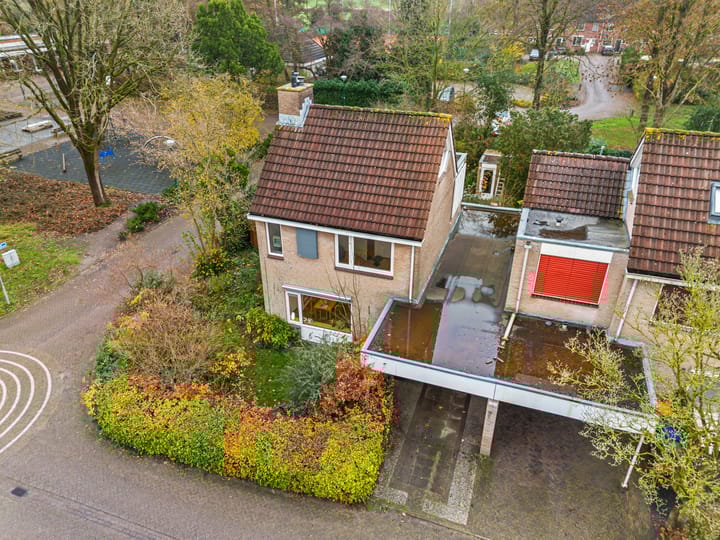 Foto 31 van Adri Piecklaan 1