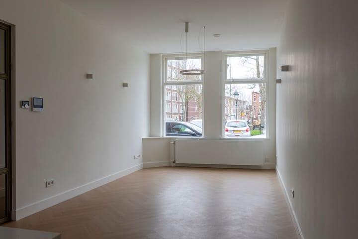 Foto 4 van Newtonplein 6