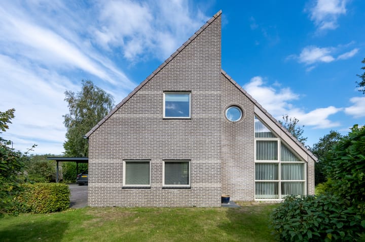 Photo 3 of De Garven 21