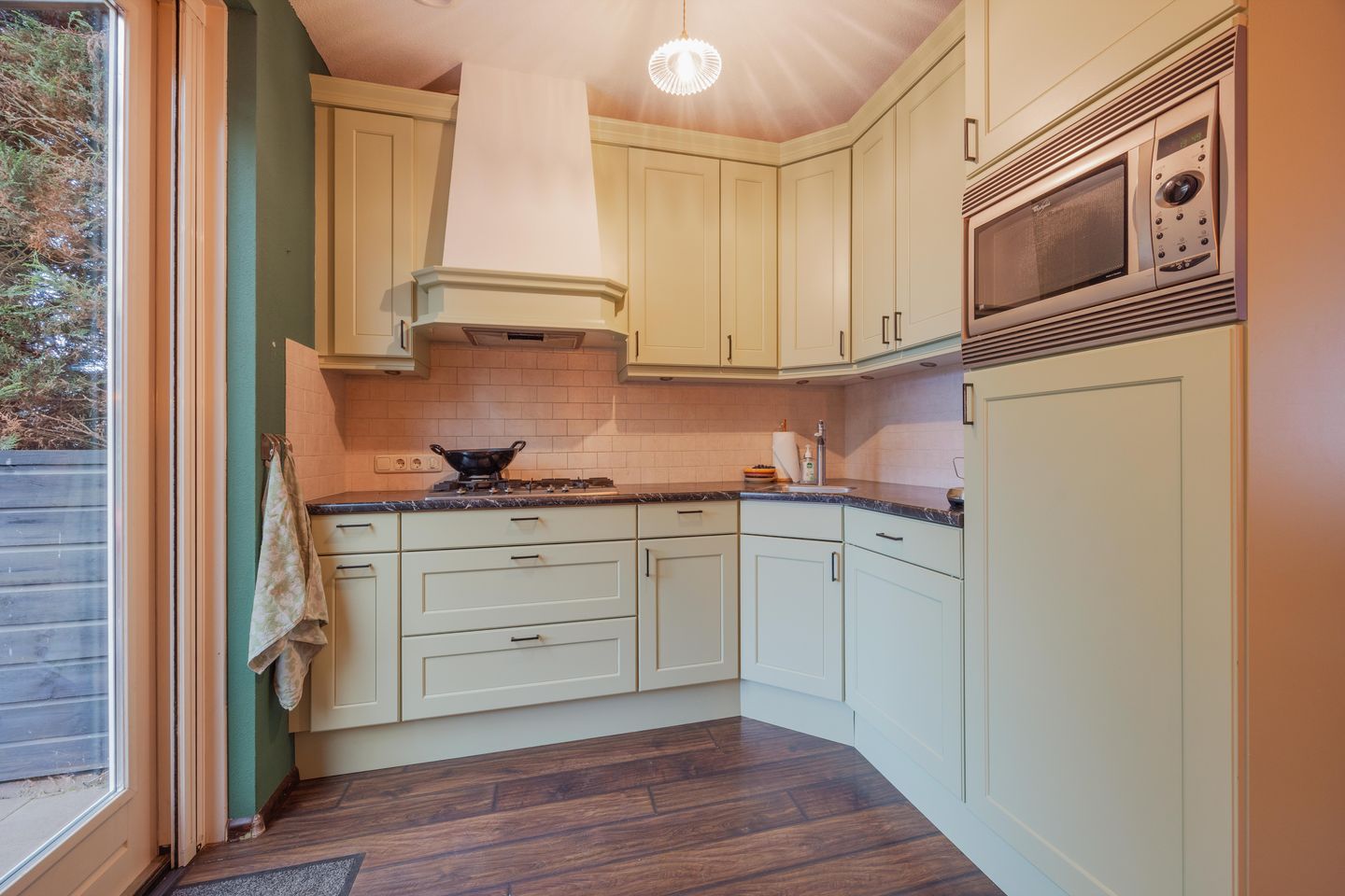 Foto 5 van Helmissenstraat 9