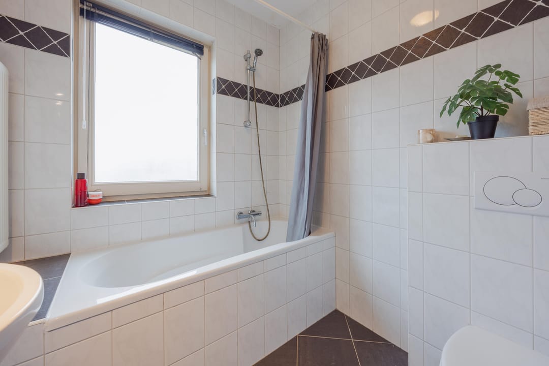 Foto 28 van Helmissenstraat 9