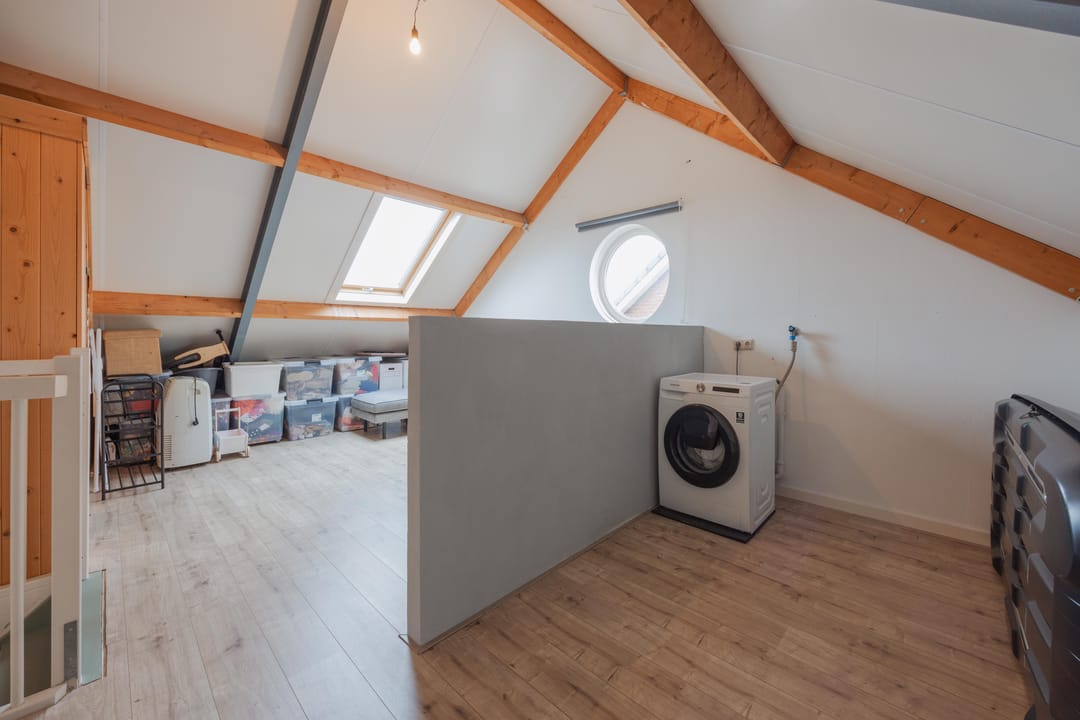 Foto 31 van Helmissenstraat 9