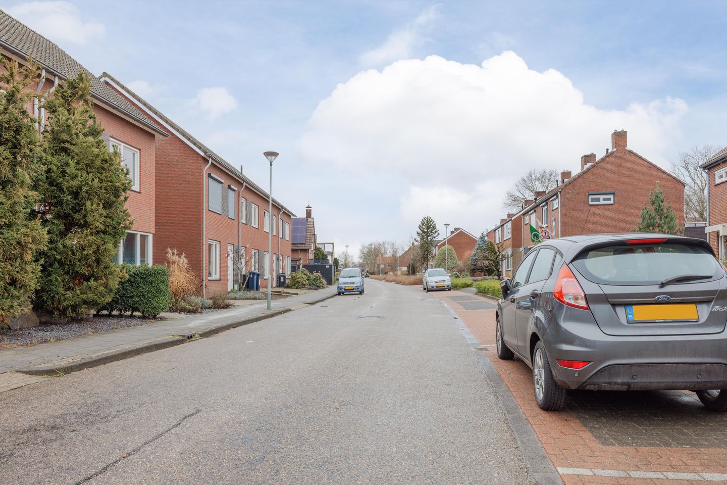 Foto 40 van Helmissenstraat 9