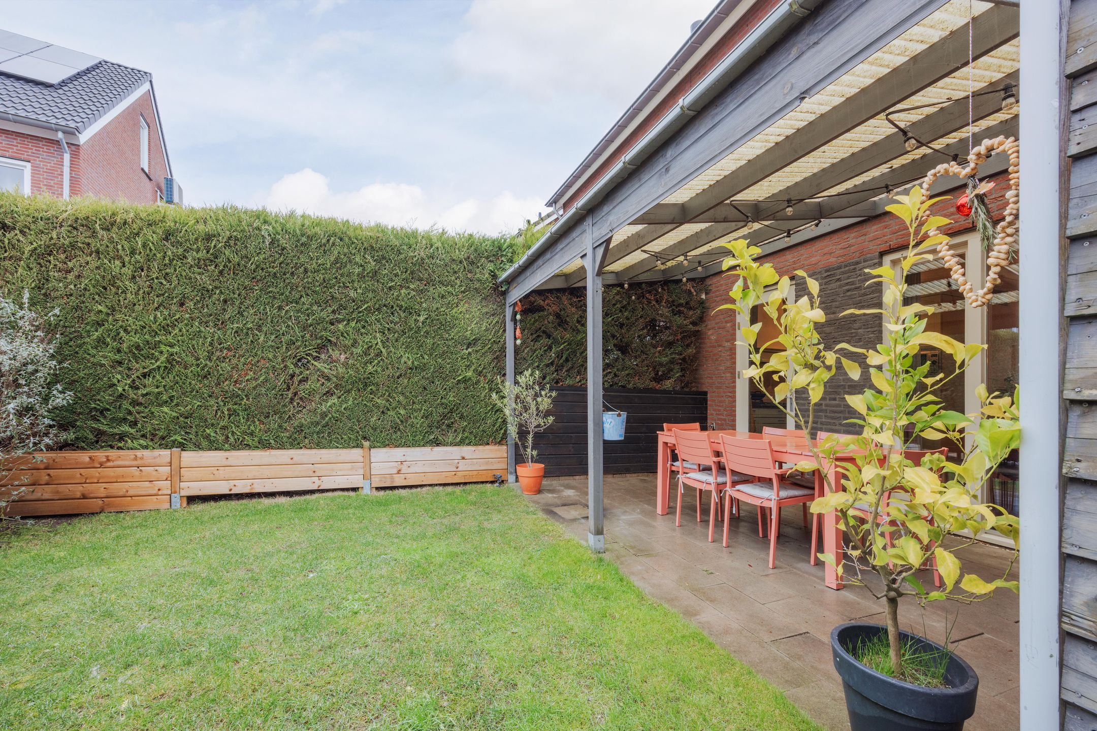 Foto 33 van Helmissenstraat 9