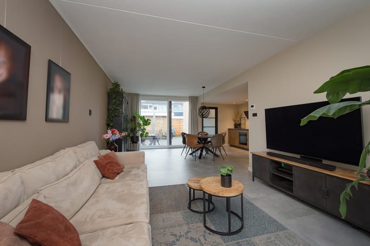 Foto 11 van Oderstraat 4