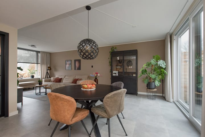 Foto 12 van Oderstraat 4