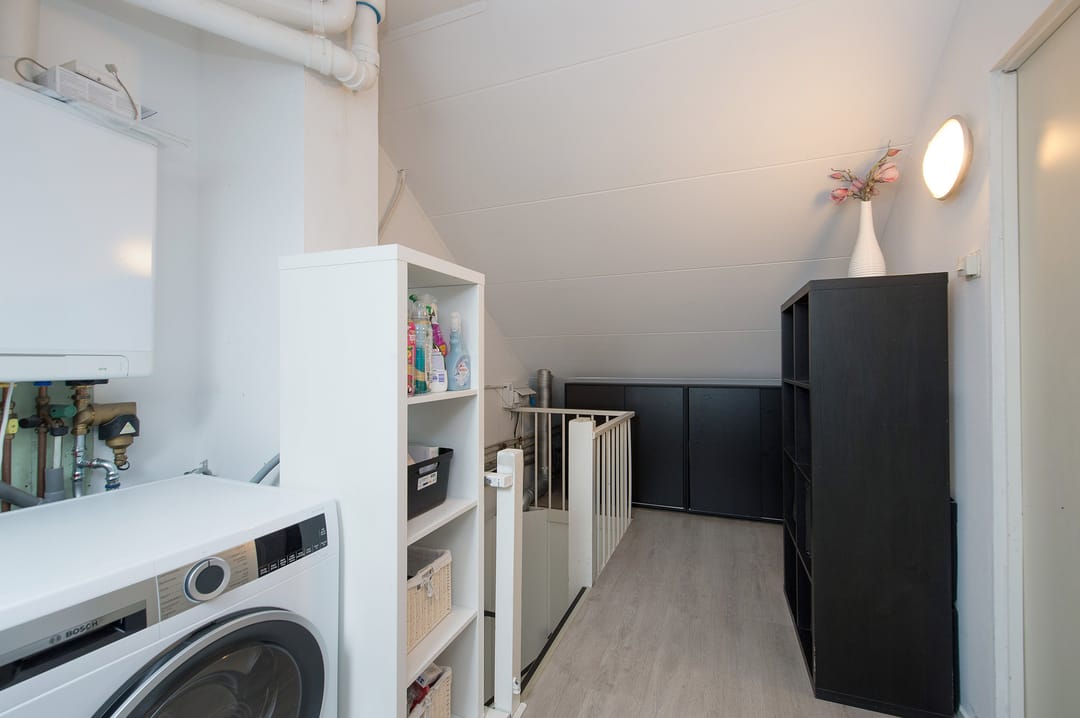 Photo 38 of Oderstraat 4
