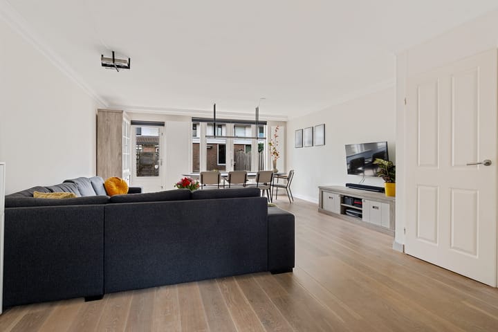 Foto 17 van Leeuwetand 77