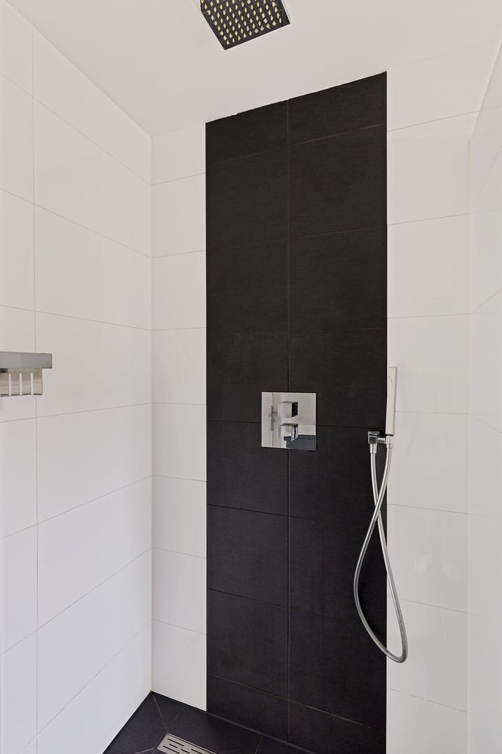 Foto 32 van Leeuwetand 77