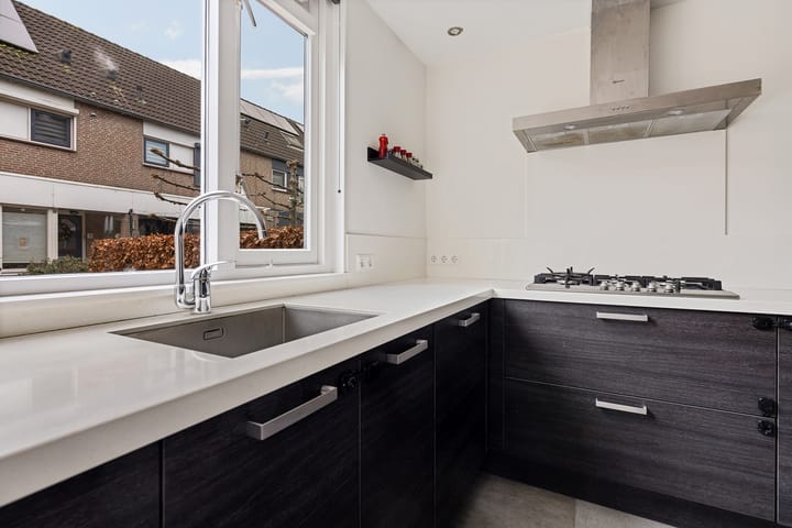 Foto 3 van Leeuwetand 77