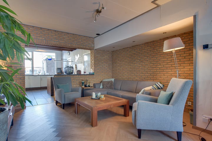 Foto 9 van Voorstraat 24