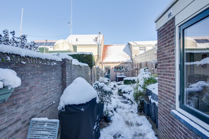 Foto 42 van Voorstraat 24