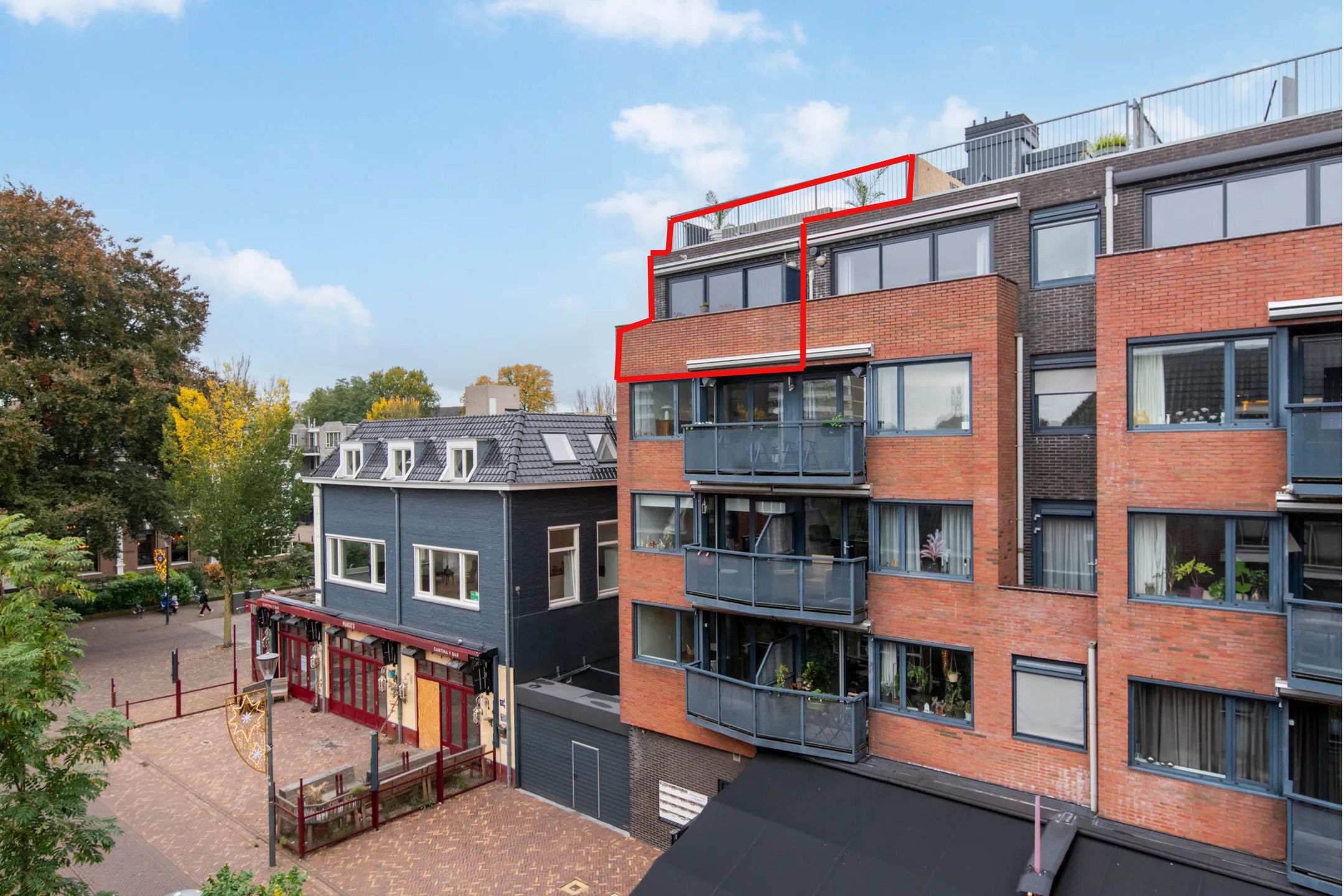 Buying a house in The Netherlands., J.G. Sandbrinkstraat 1-09