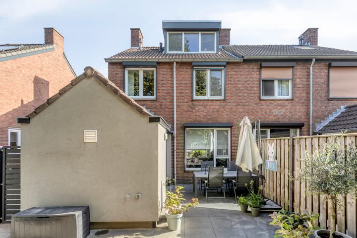 Foto 4 van Tuinstraat 12