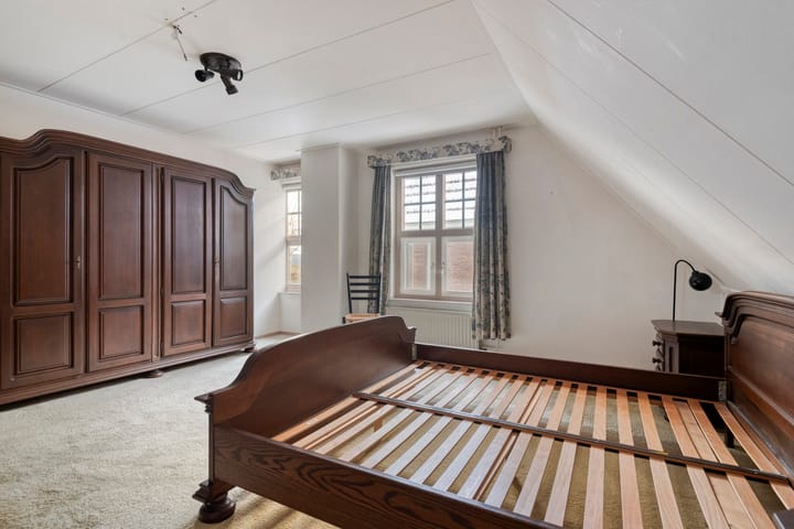 Foto 32 van Stationstraat 66