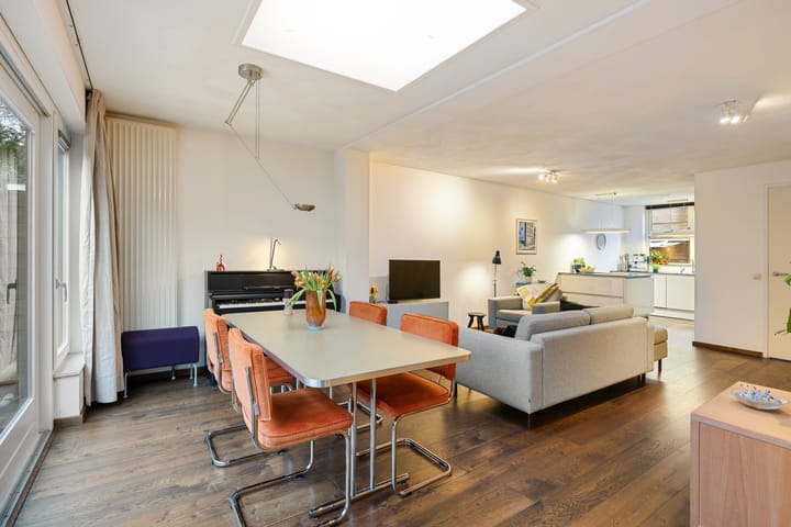 Foto 17 van Notebomenhof 11