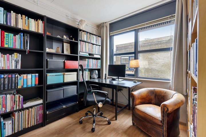 Foto 33 van Notebomenhof 11