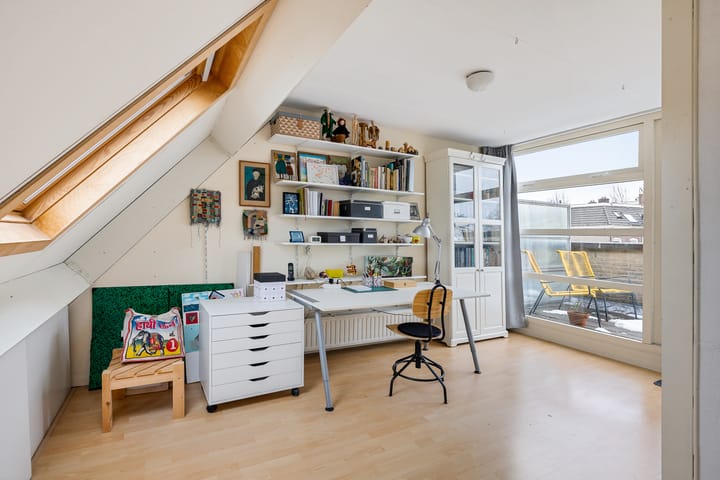 Foto 40 van Notebomenhof 11