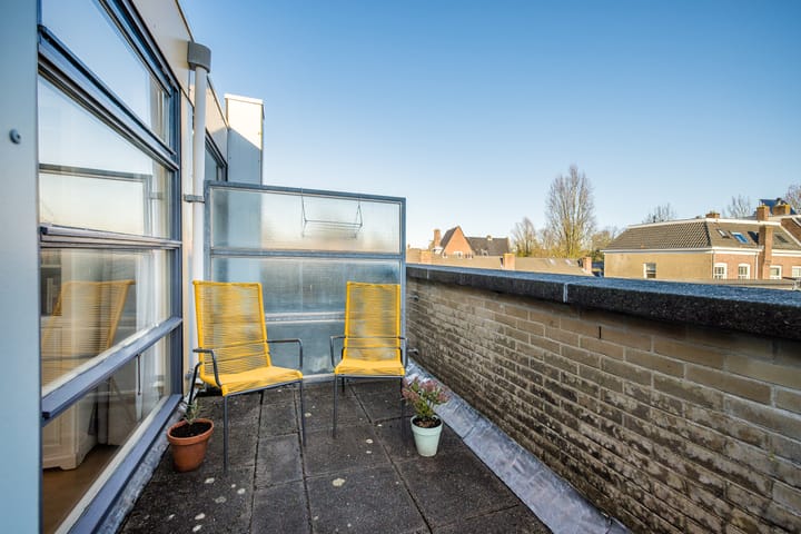 Foto 43 van Notebomenhof 11