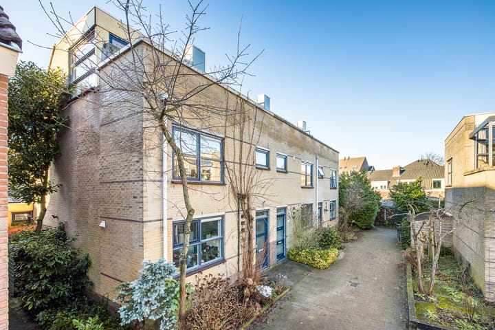 Foto 46 van Notebomenhof 11