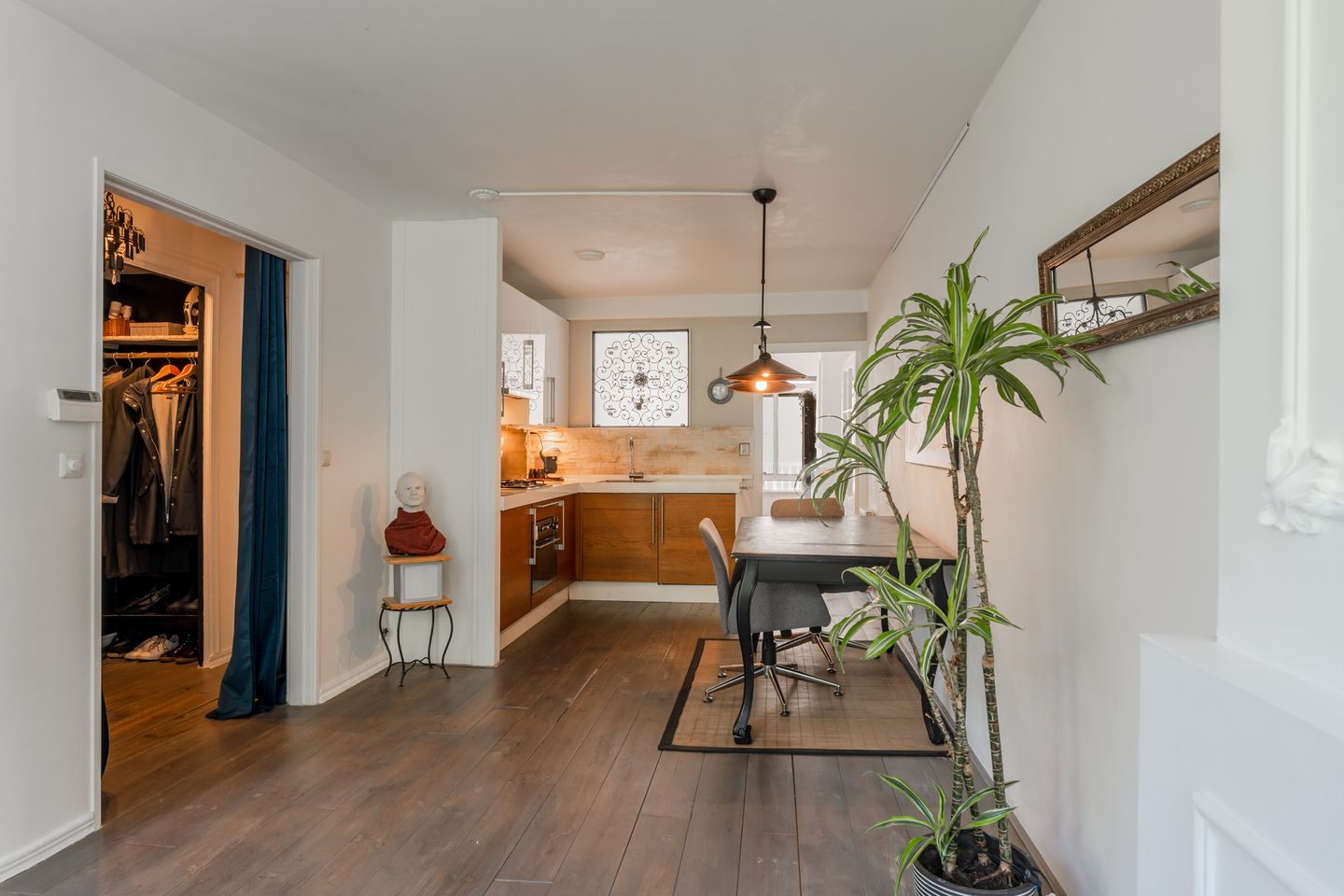 Foto 14 van Frederik Hendrikplantsoen 17-2