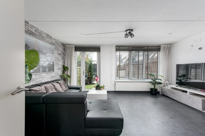 Foto 14 van Parijsstraat 15