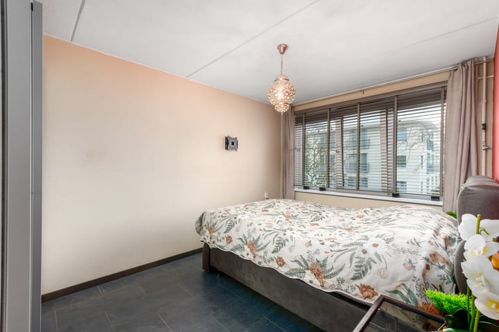 Foto 25 van Parijsstraat 15