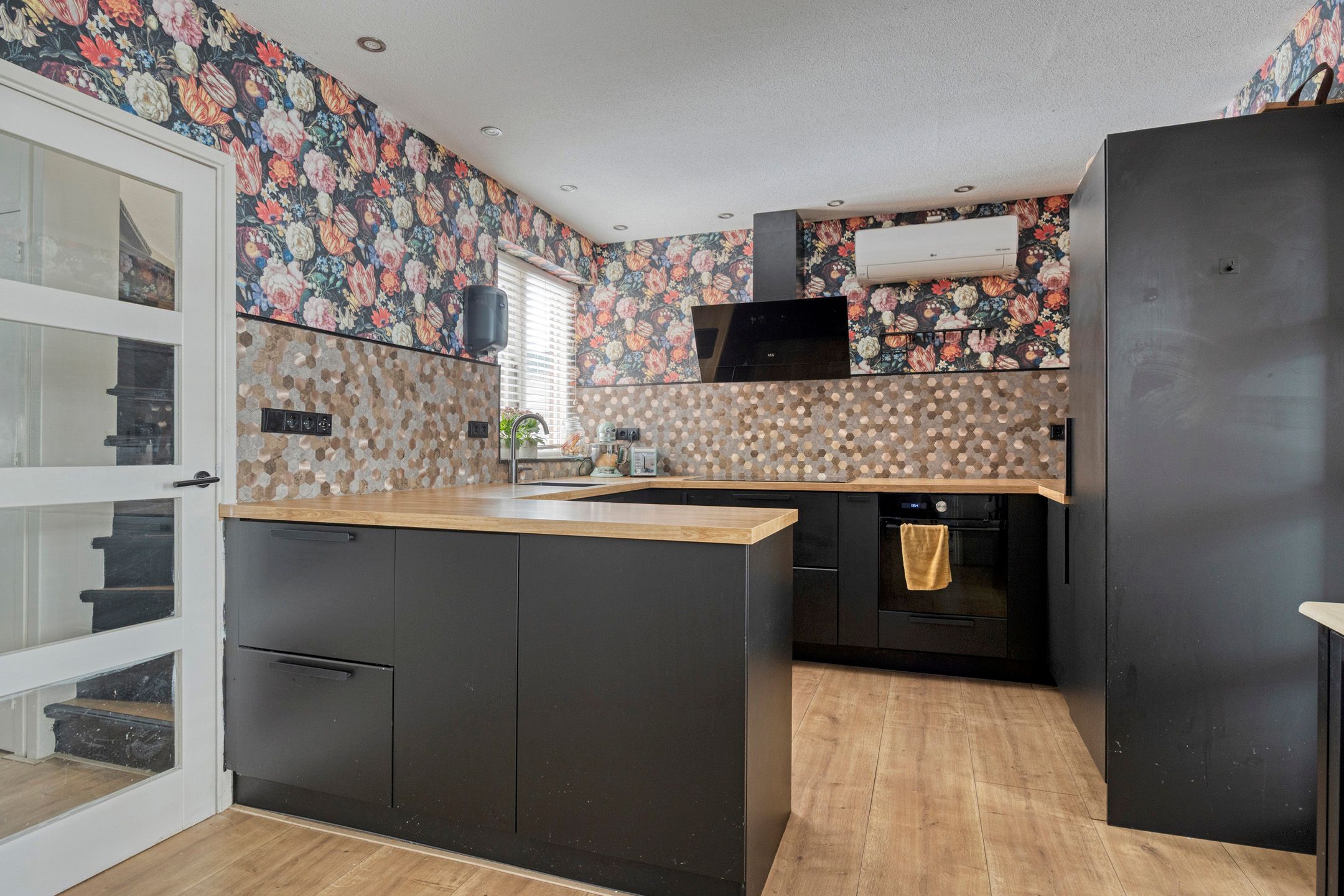 Photo 9 of Postweg 187