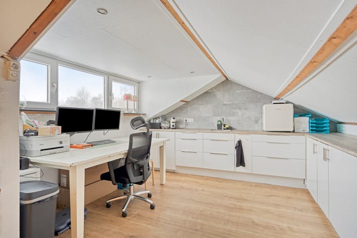 Foto 24 van Postweg 187