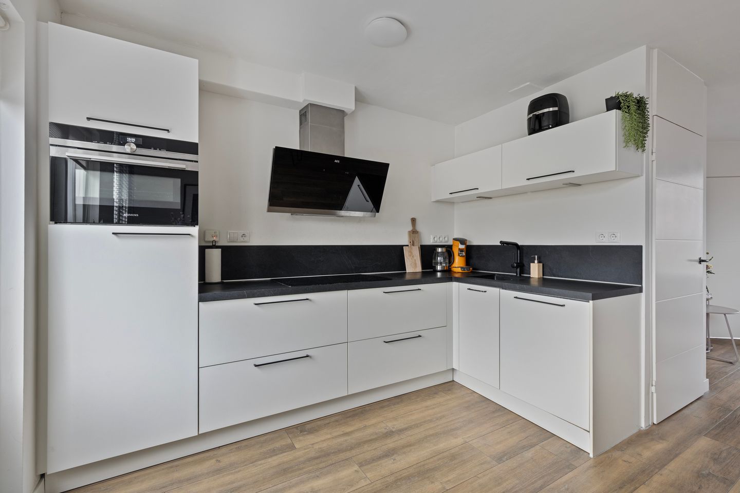 Photo 10 of Haarbeemd 28