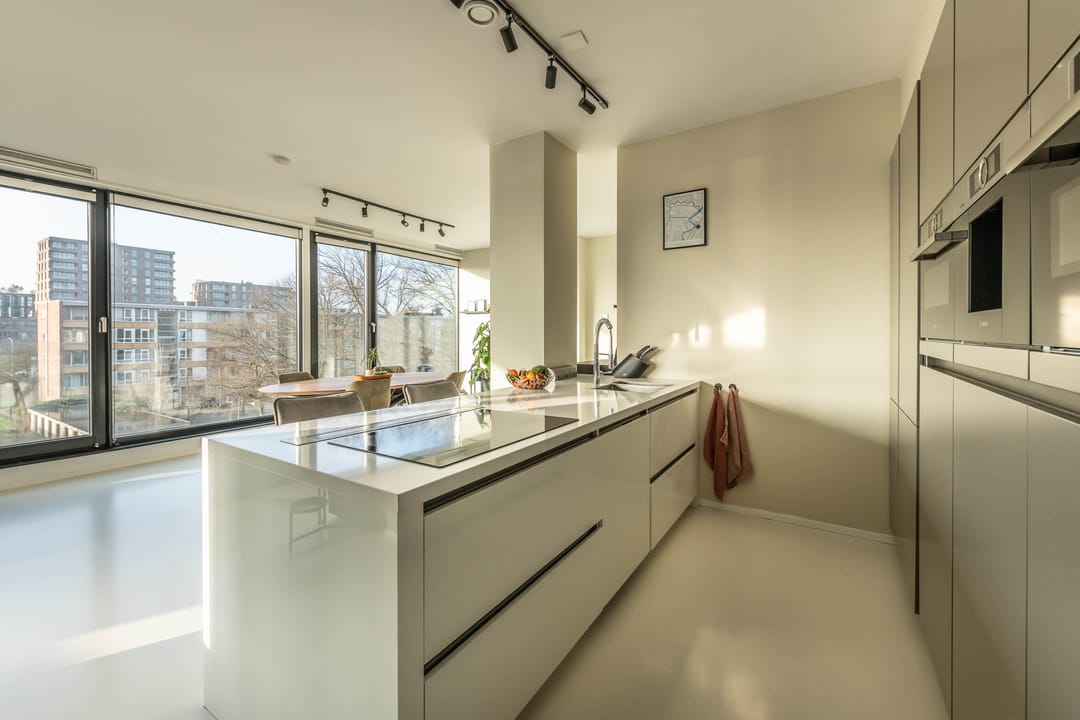 Photo 2 of Edward Jennerstraat 336-F