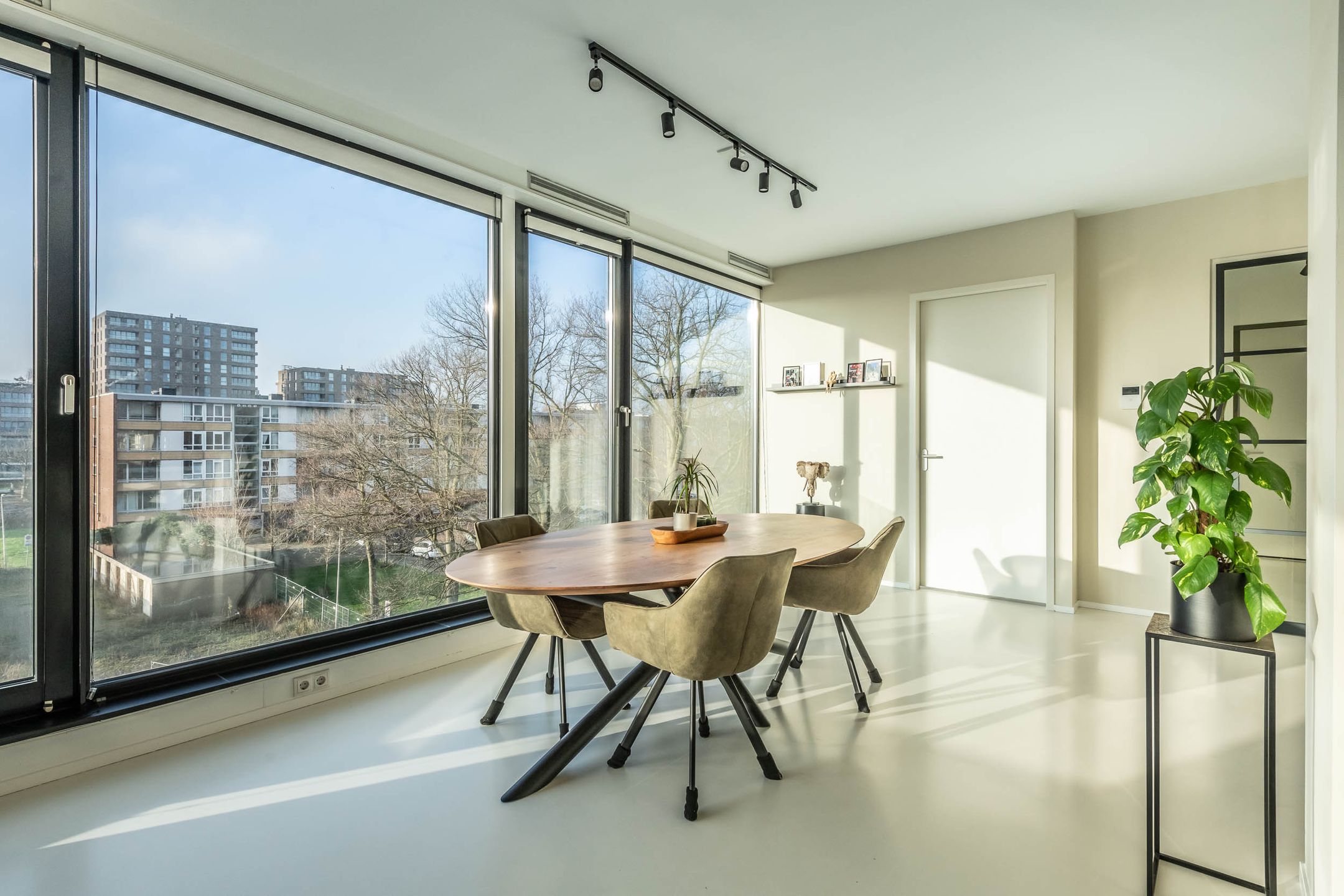 Photo 12 of Edward Jennerstraat 336-F