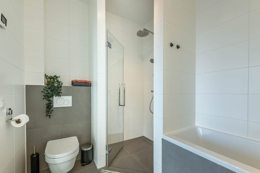 Photo 28 of Edward Jennerstraat 336-F