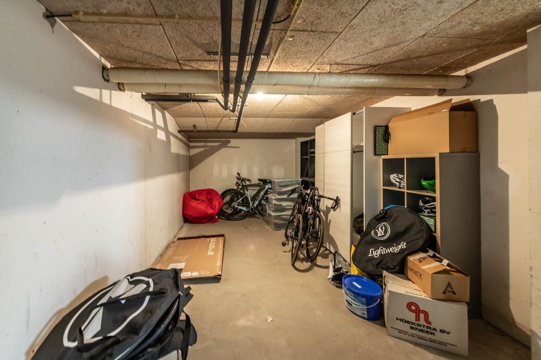 Photo 32 of Edward Jennerstraat 336-F