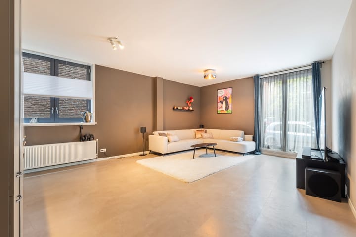 Foto 3 van Naarderstraat 33-B