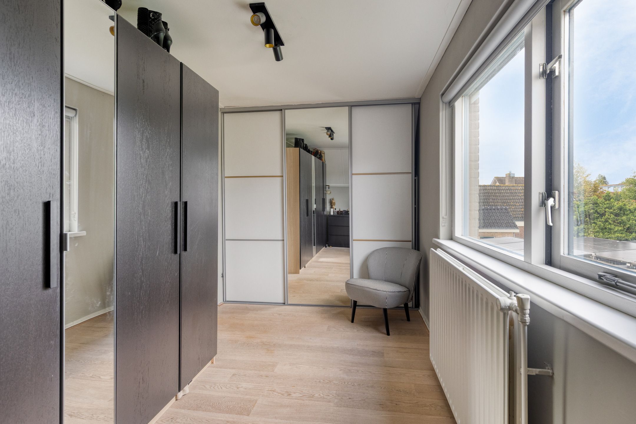 Photo 36 of Schepenstraat 2