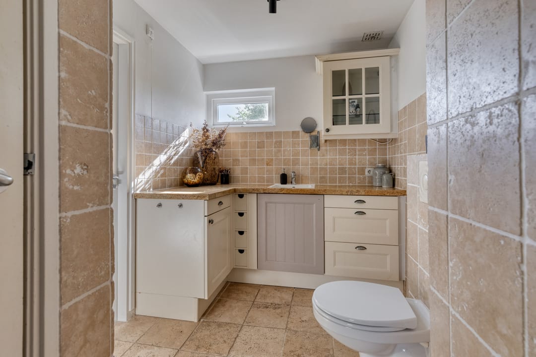 Photo 38 of Schepenstraat 2