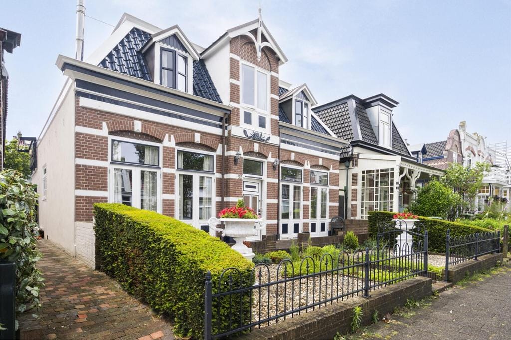 Foto 1 van Haarlemmerstraat 52