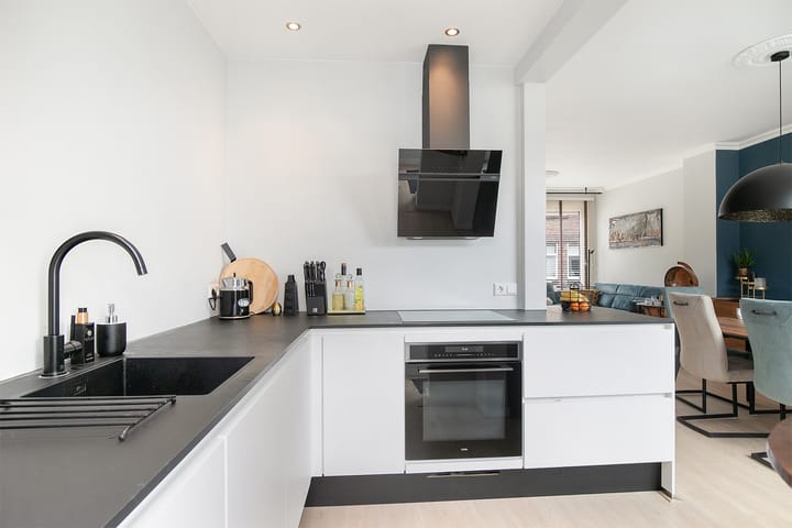 Foto 15 van Lisbloemstraat 16-B