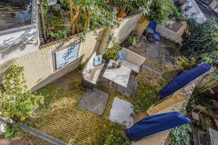 Foto 28 van d'Aumeriestraat 2